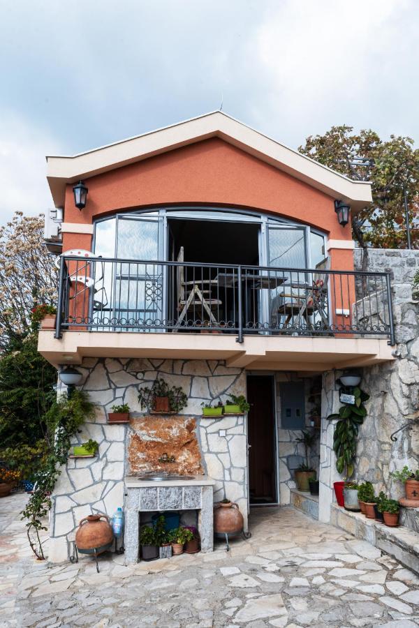 Apartmani Kamena Ruza Budva Ngoại thất bức ảnh