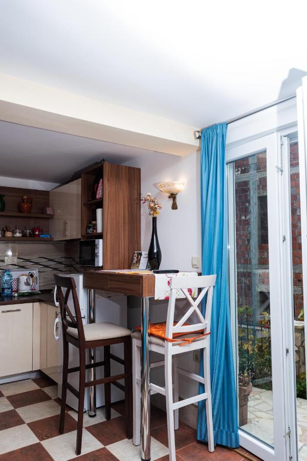 Apartmani Kamena Ruza Budva Ngoại thất bức ảnh