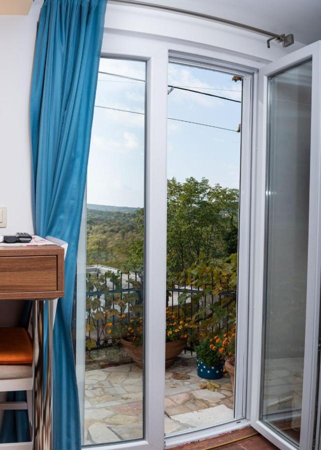 Apartmani Kamena Ruza Budva Ngoại thất bức ảnh
